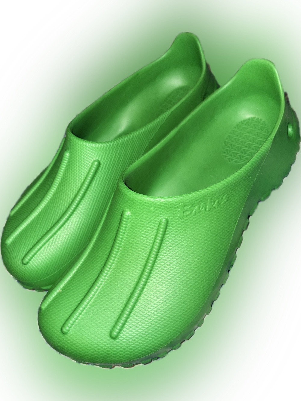 Birki’s Women's Green Slip-On Clogs BNEW